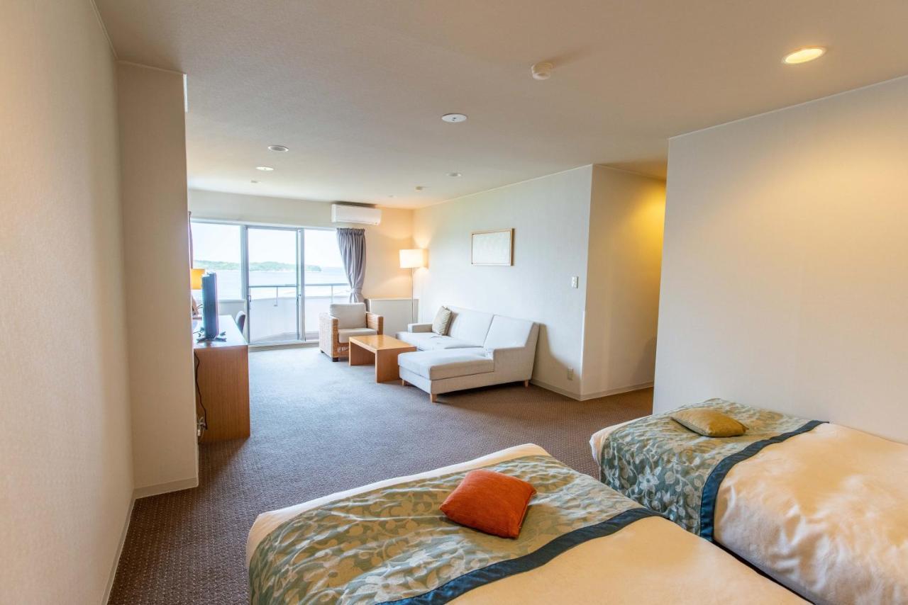Wisterian Life Club Toba Hotel Eksteriør billede