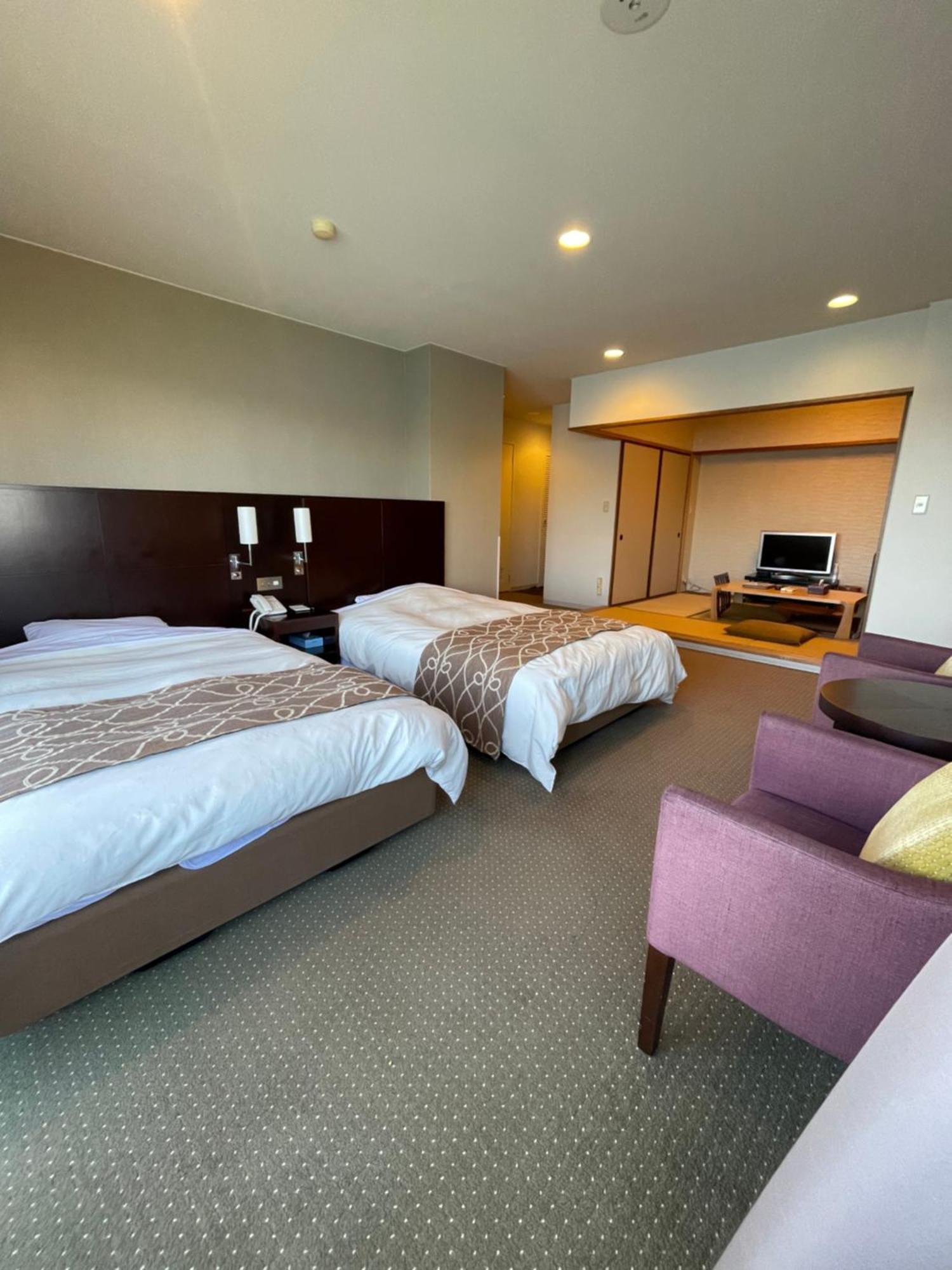 Wisterian Life Club Toba Hotel Eksteriør billede
